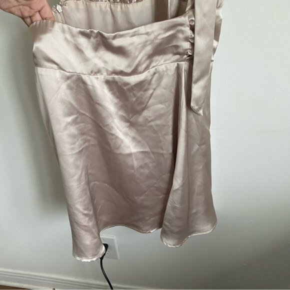 GARAGEHollySatinPlungeHalterMiniDressinBeigeOffWhiteszMMedium - Picture 8 of 12